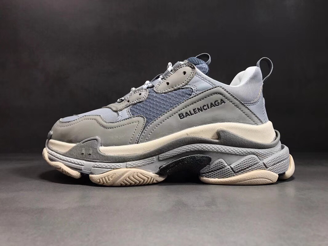 PK 발렌시아가 트리플 S 그레이