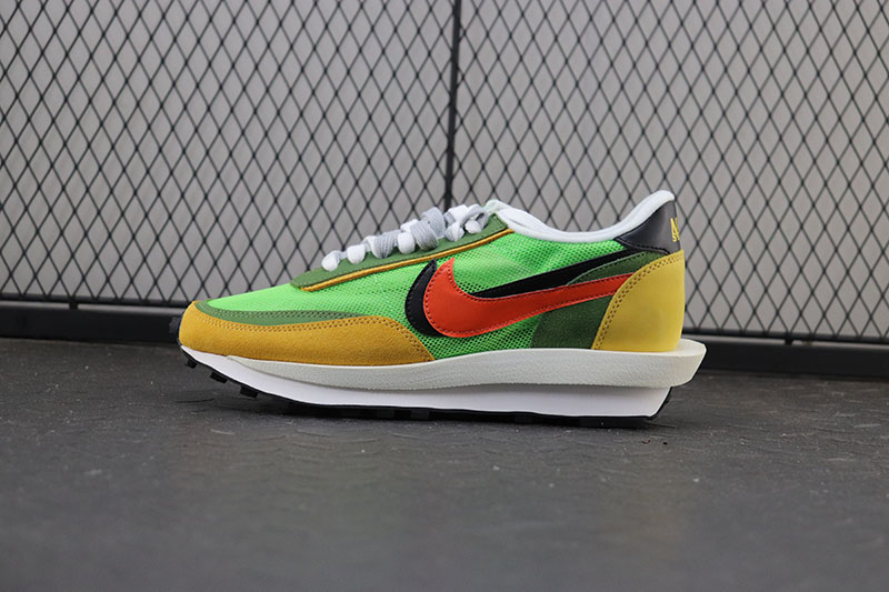 NEW  TOP 나이키 사카이 ldv 와플 노초 BV0073-300