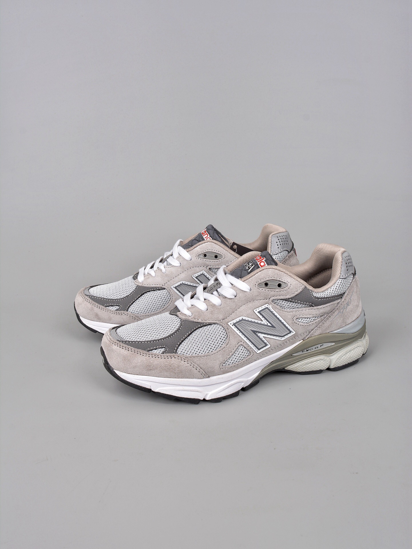 New Balance W992