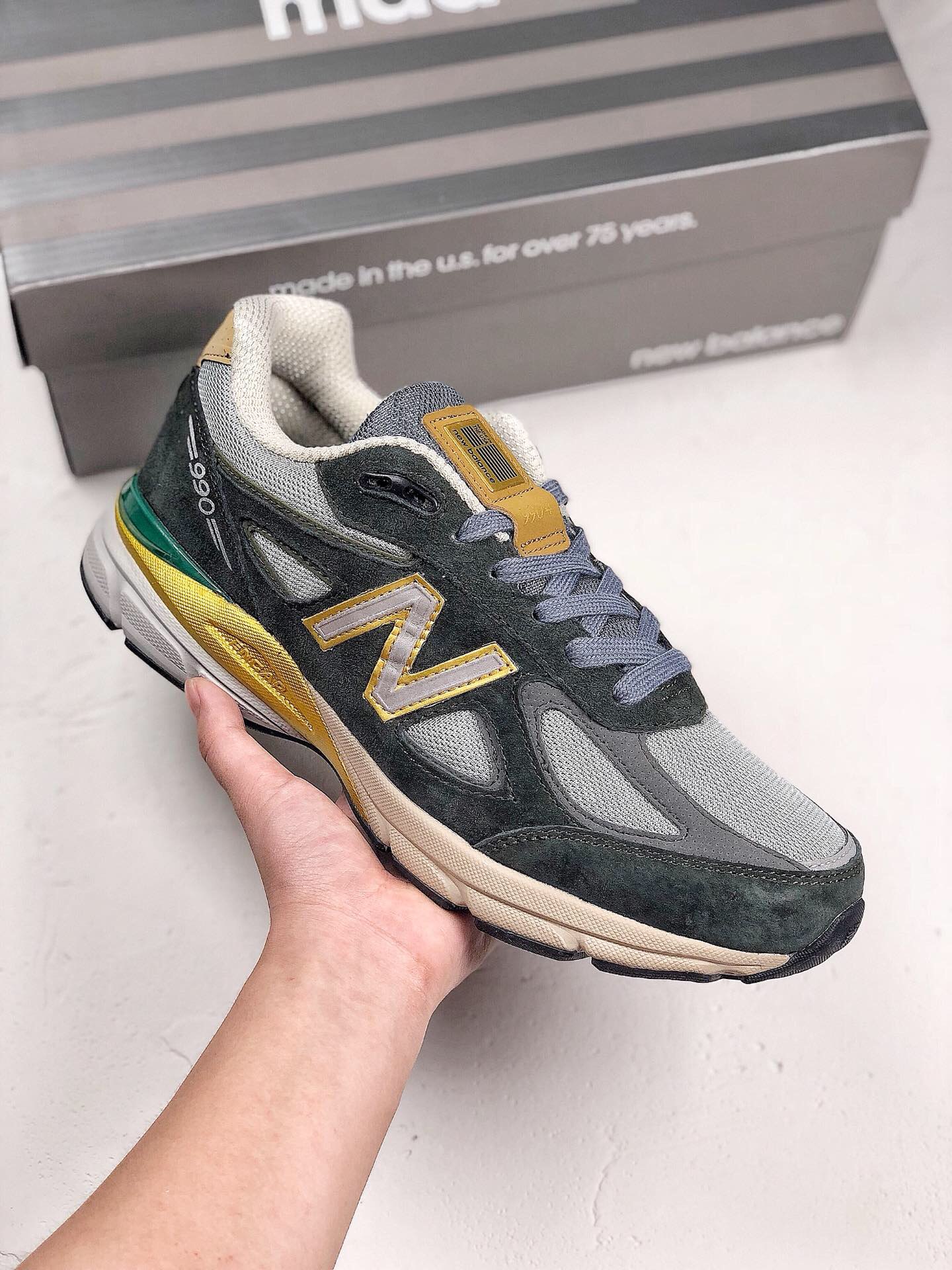 New Balance 990V4