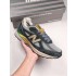 New Balance 990V4