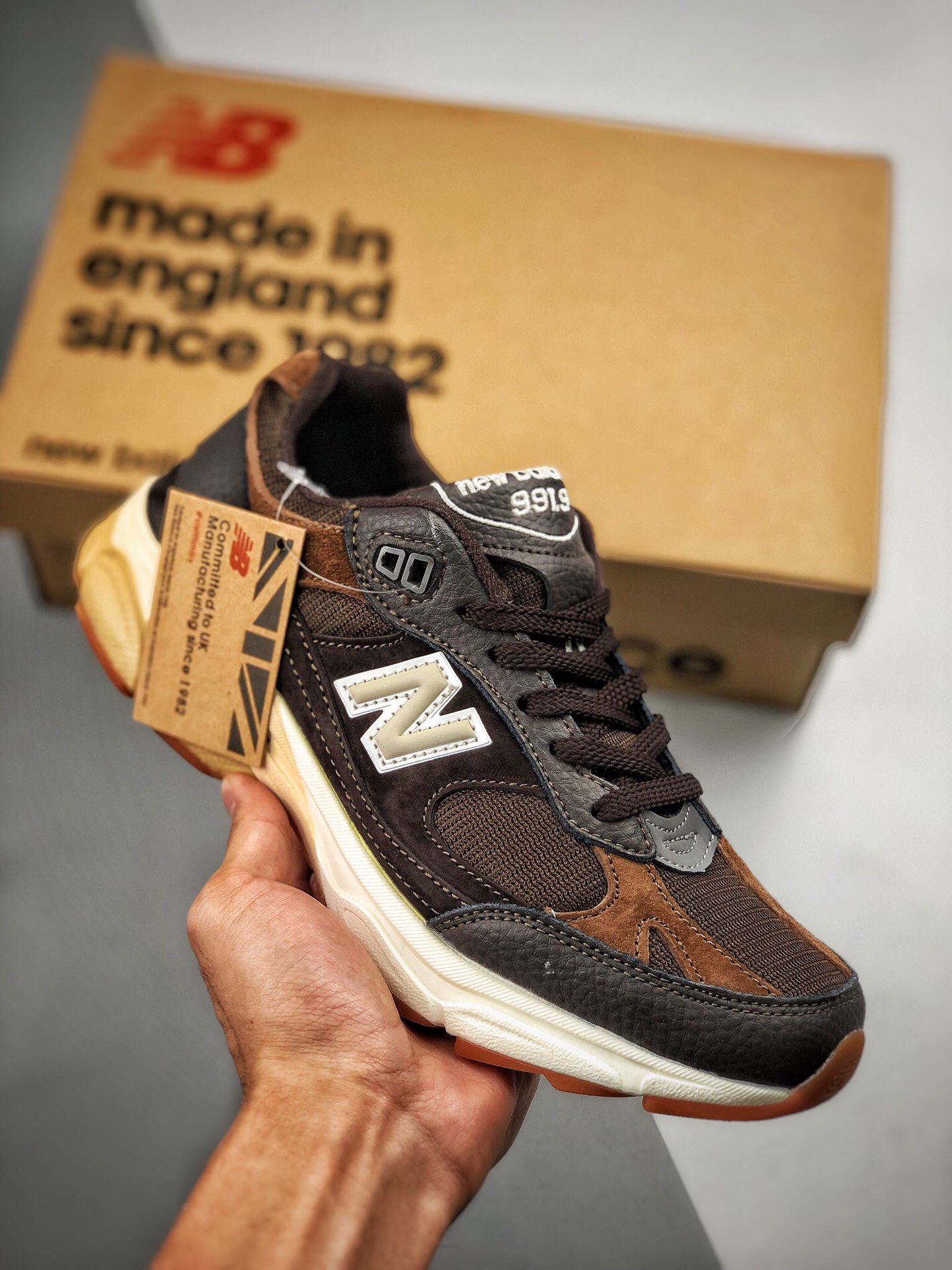 New Balance M991.9