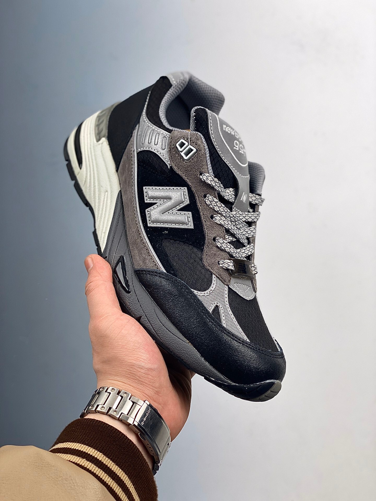 New Balance 991
