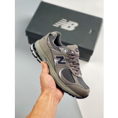 New Balance 2002R
