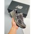 New Balance 2002R