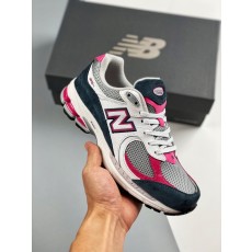 New Balance 2002R