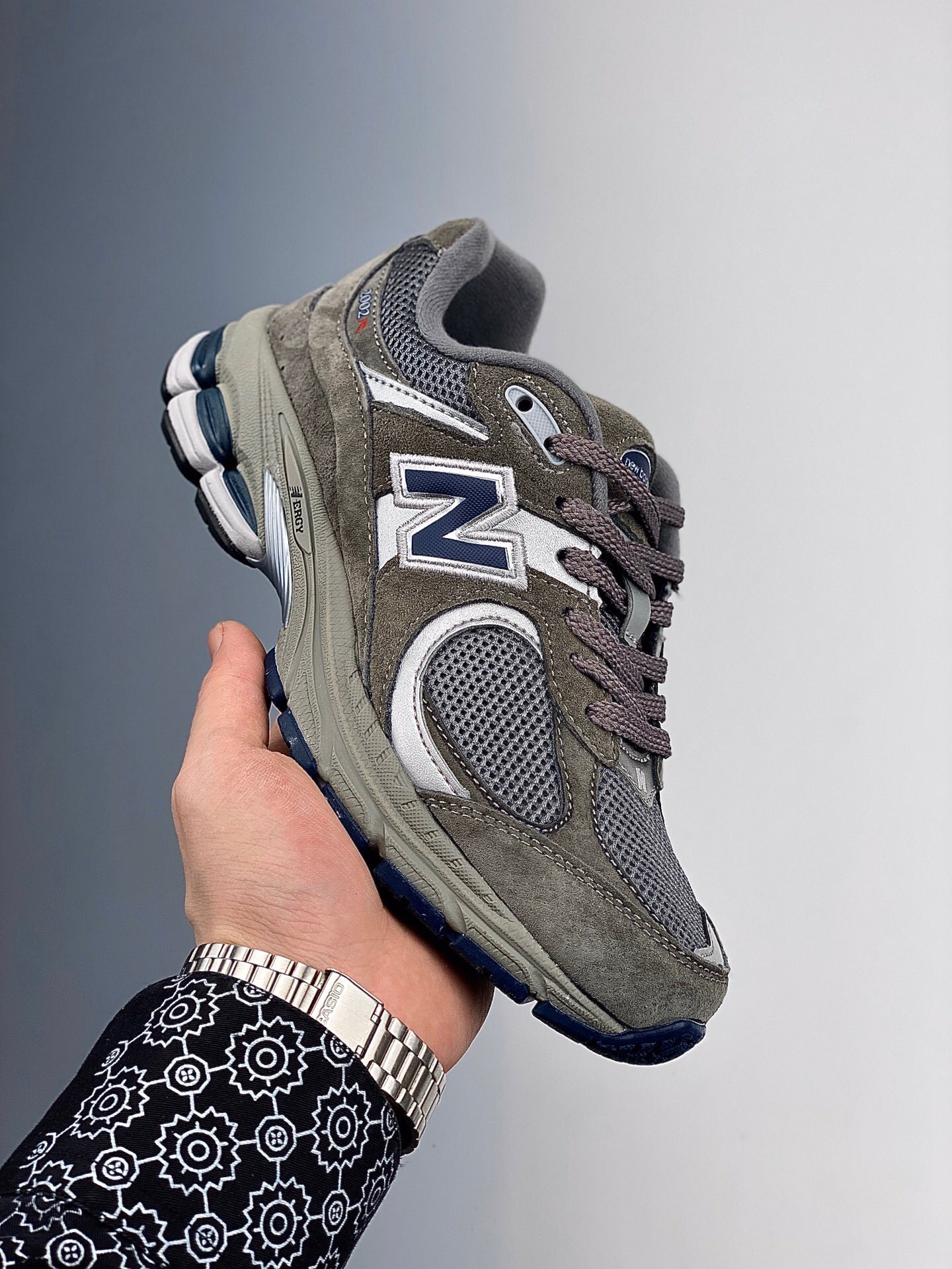 New Balance ML2002