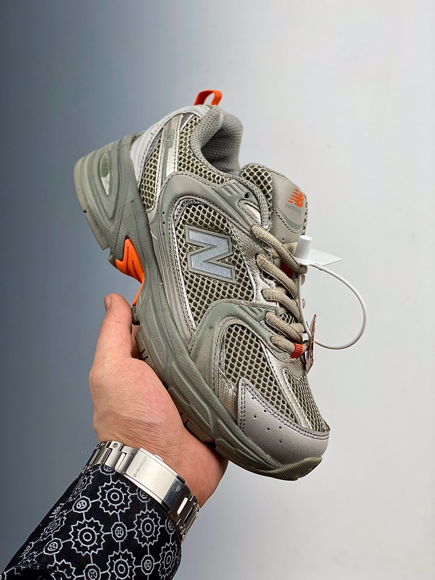 뉴발란스 530