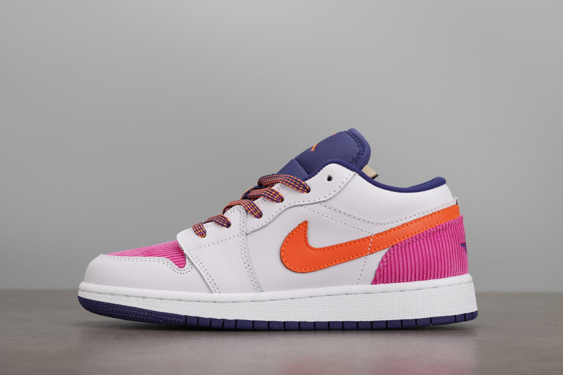 Air Jordan 1 Low 554723-502
