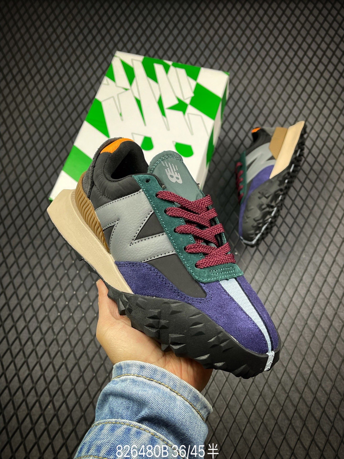 뉴발란스 UXC72