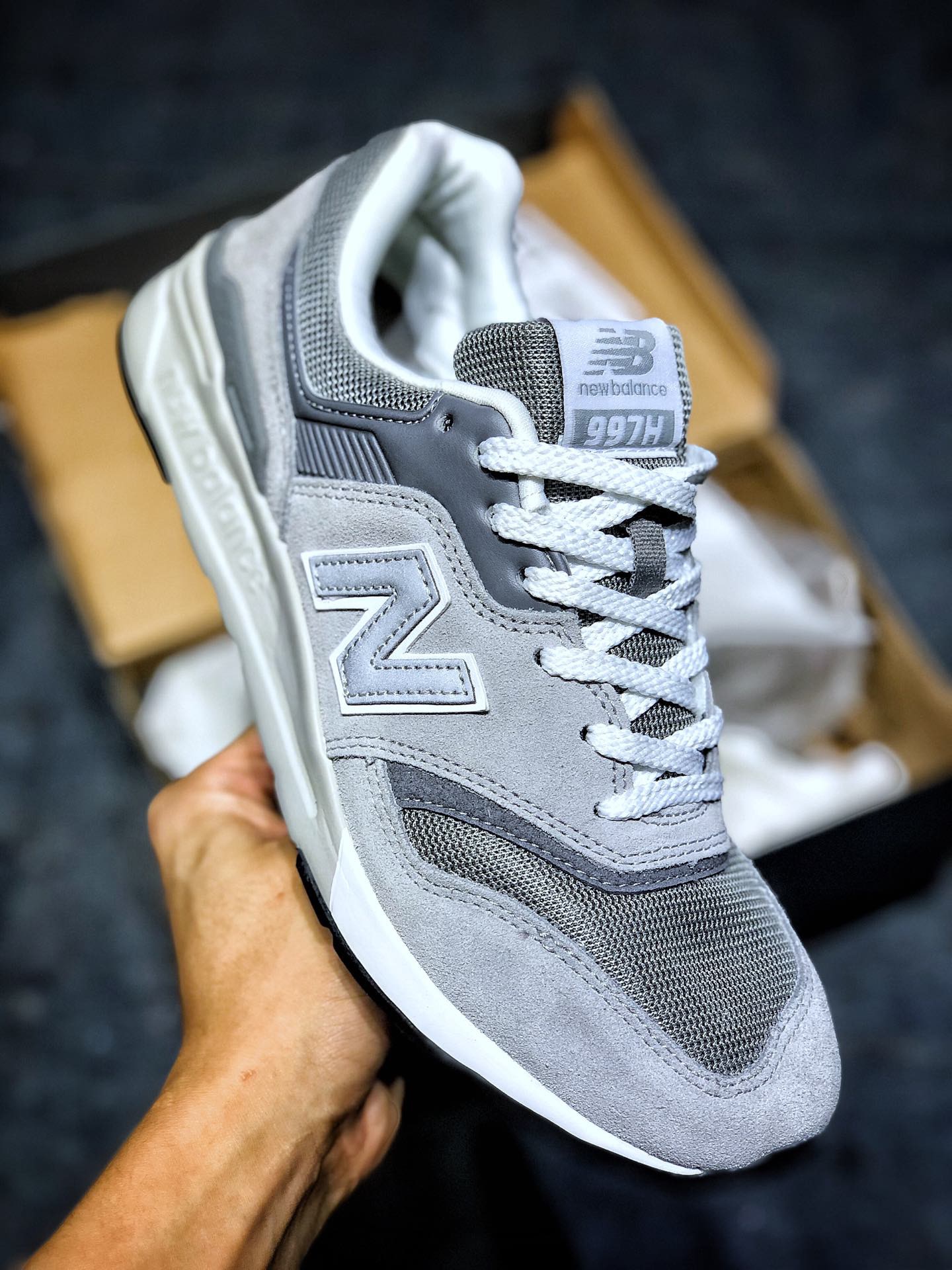 뉴발란스 997