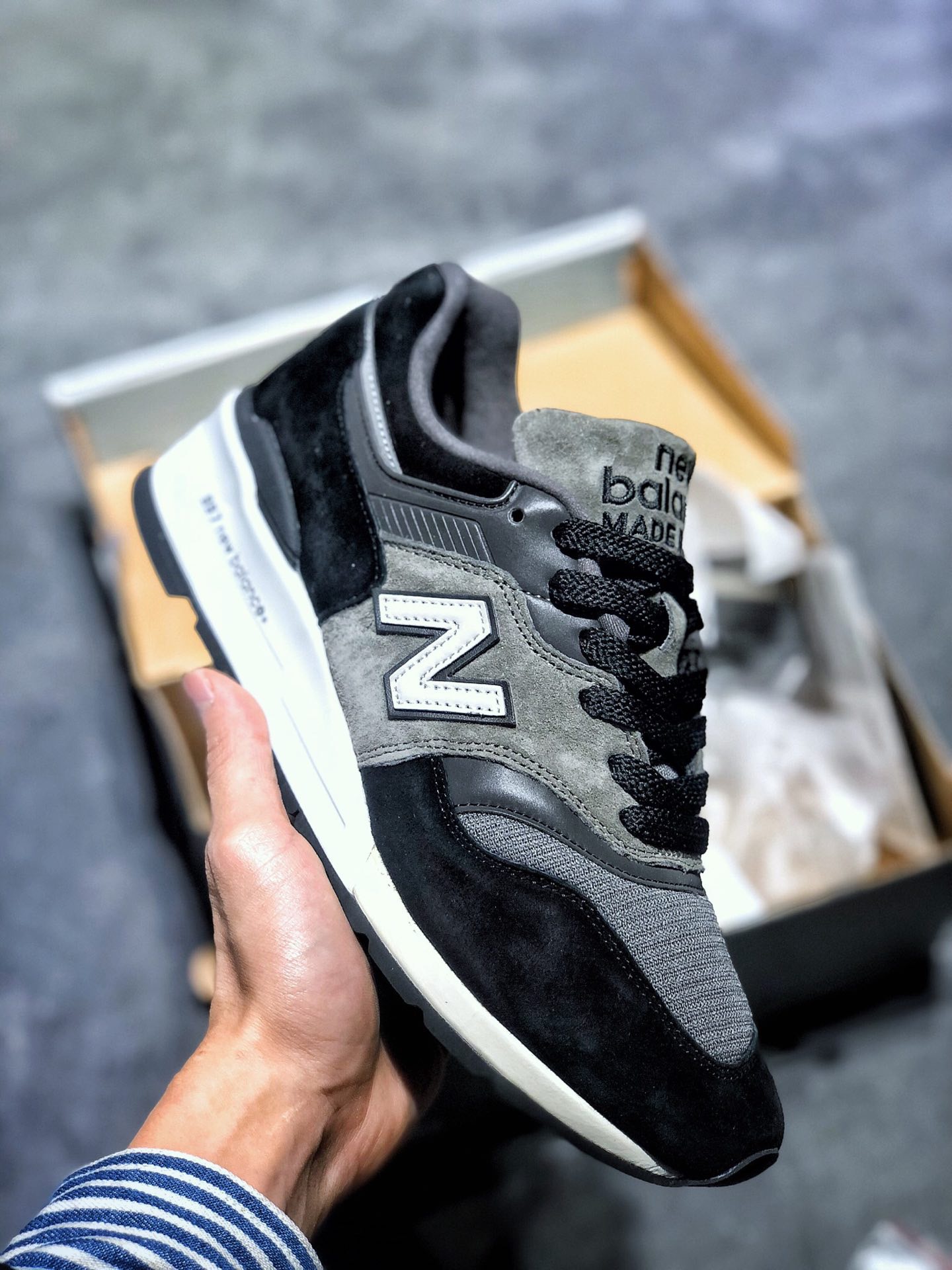 뉴발란스 997