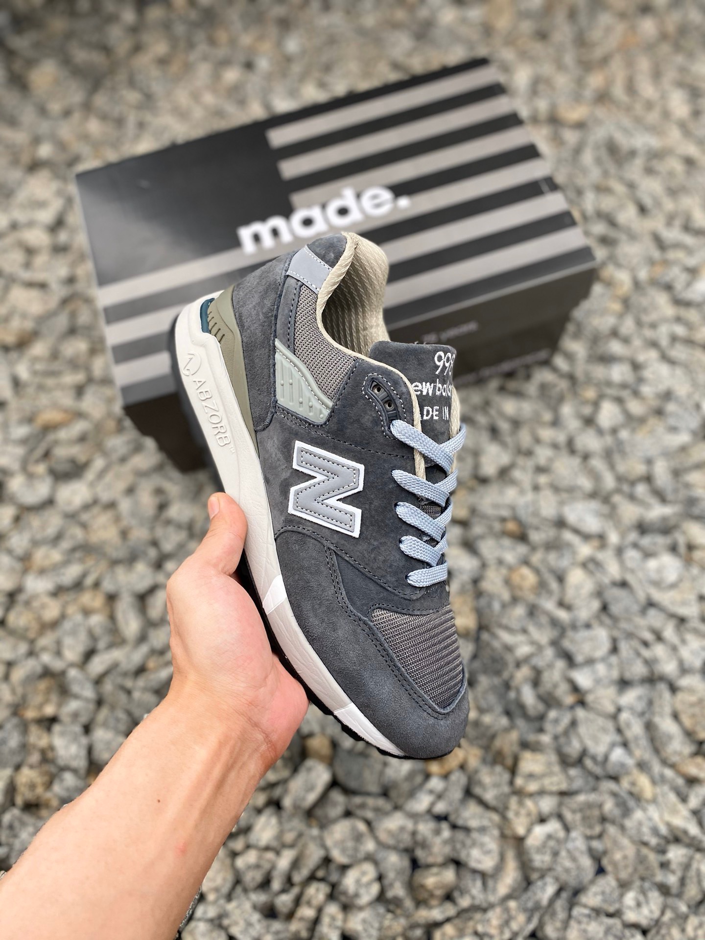 뉴발란스 997