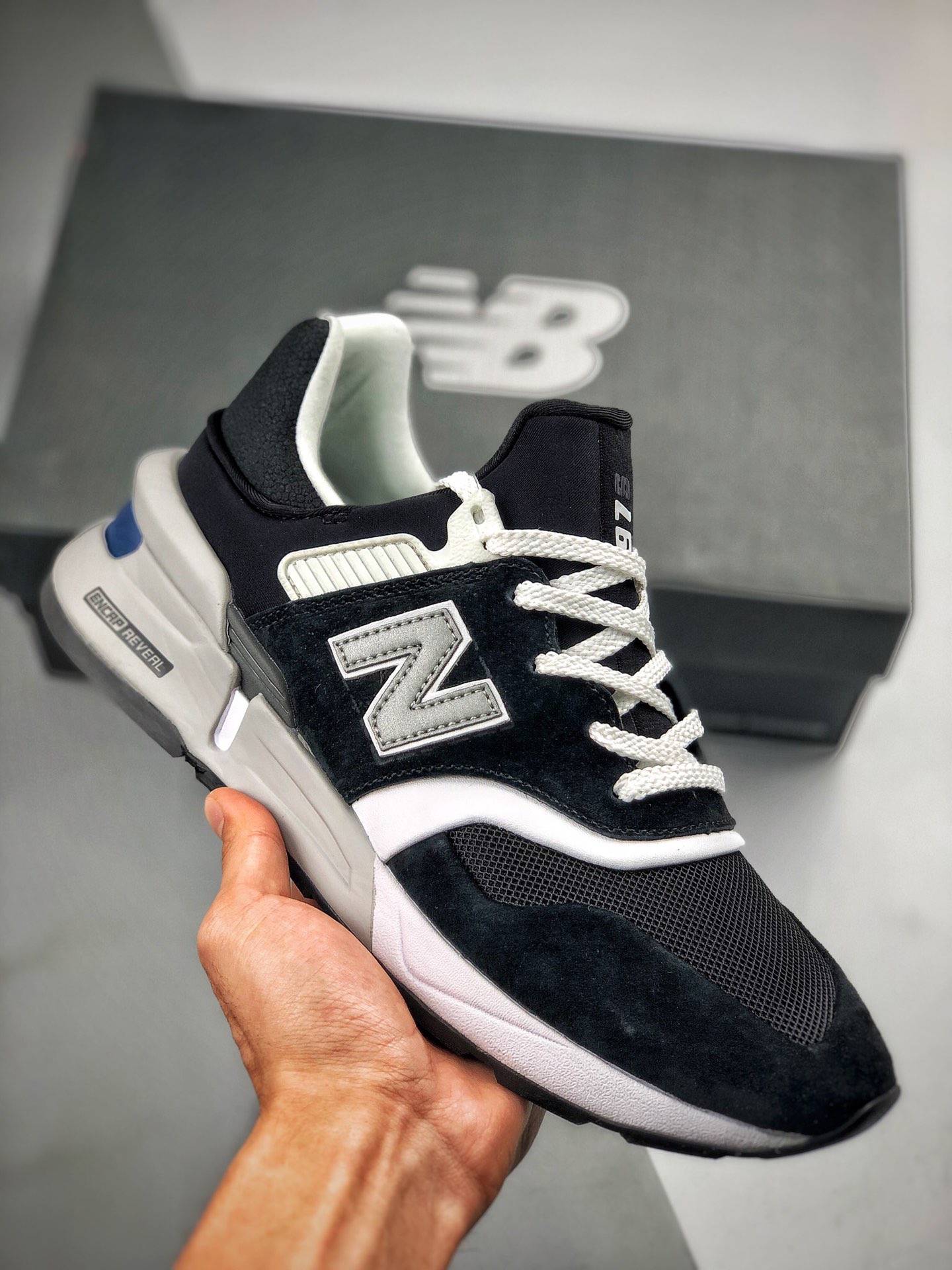 뉴발란스 997S