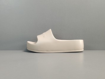 발렌시아가 654315 W1S89 9230