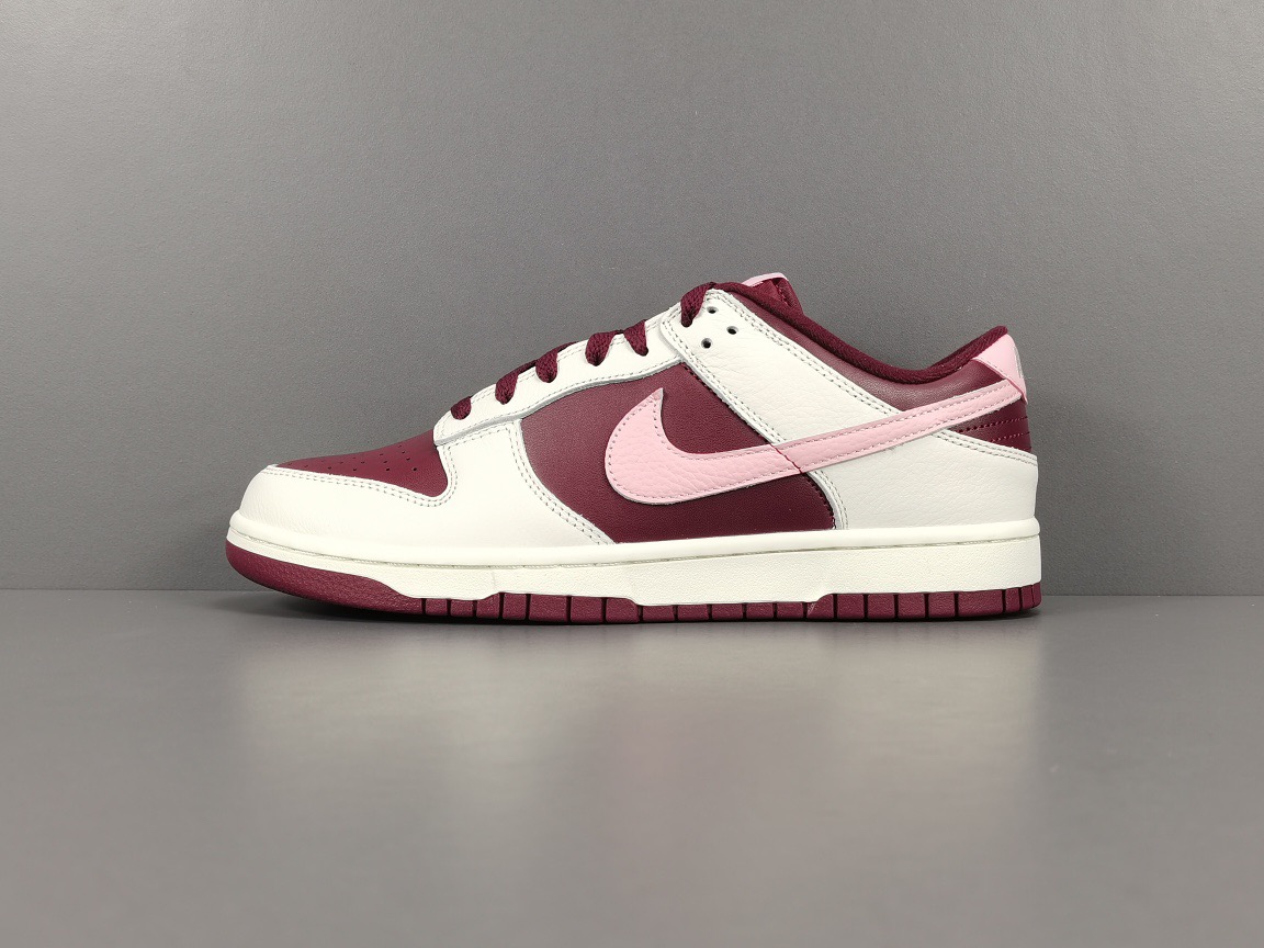 1496.순원 NIKE DUNK LOW ＂Valentine‘s Day＂ DR9705-100