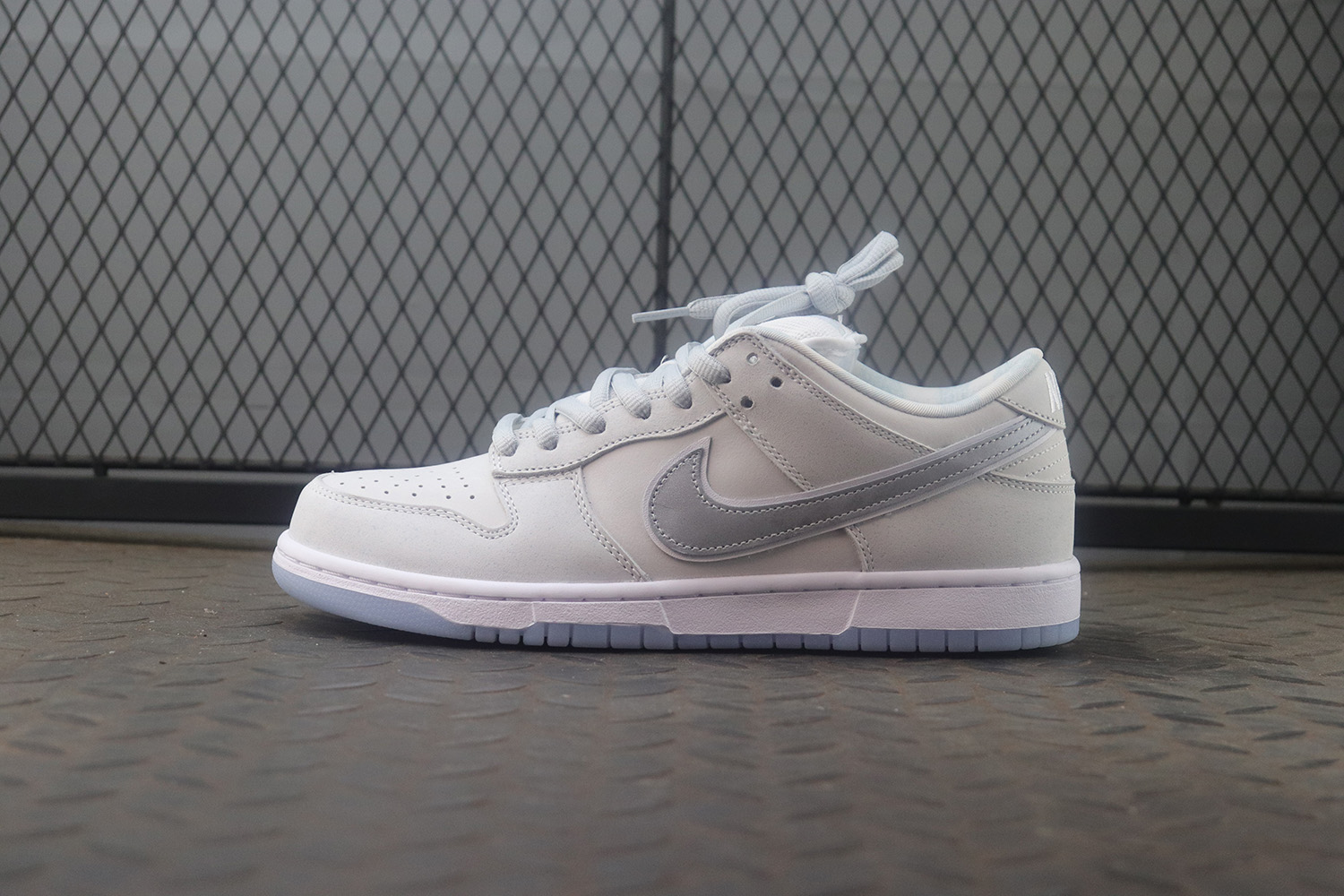 OG NIKE SB DUNK LOW OG QS FD8776-100