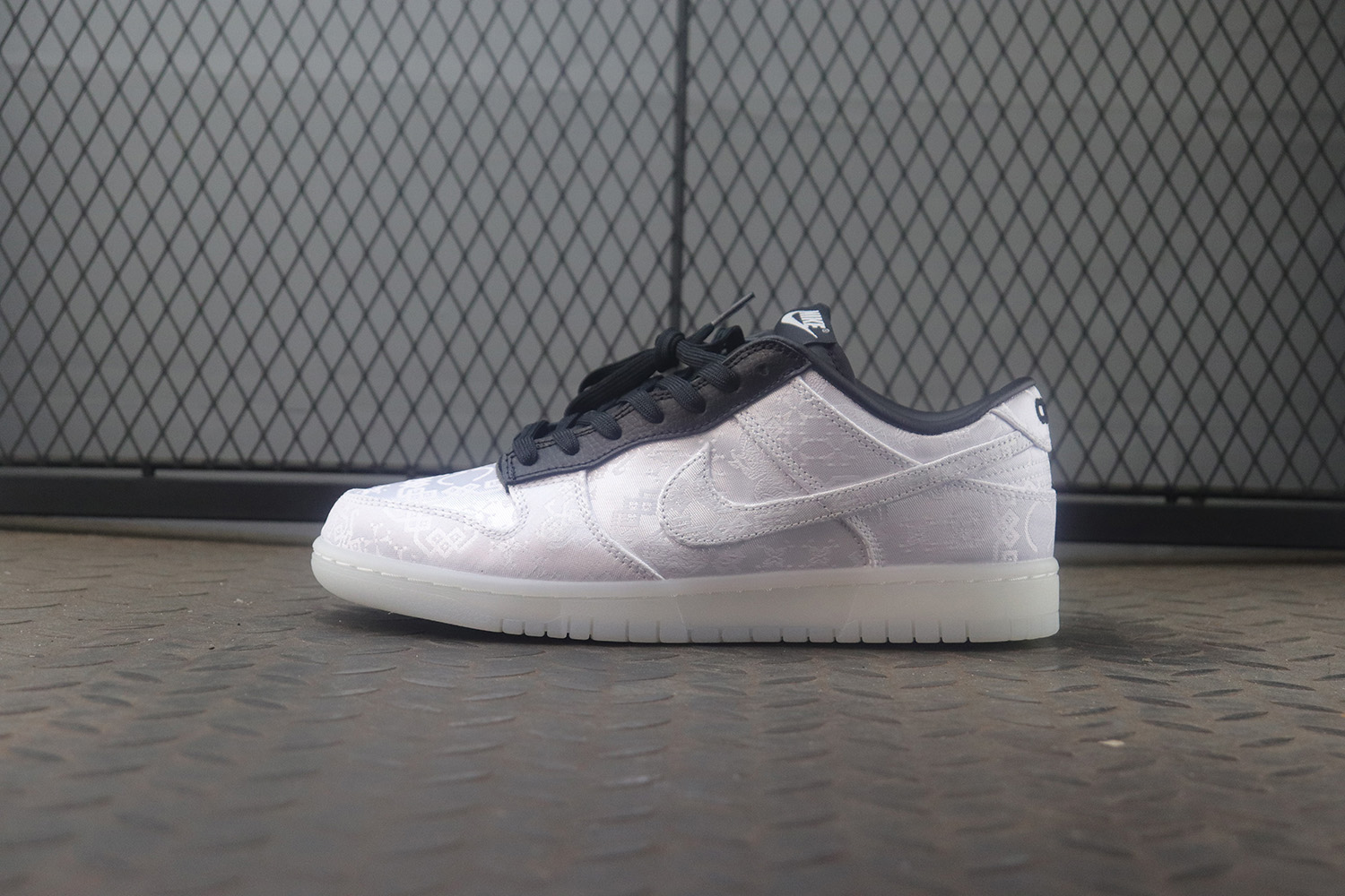 S2 nike dunk low sp FN0315-110