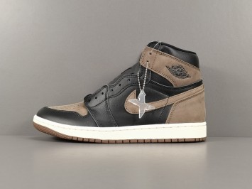 X AIR JORDAN 1 RETRO HIGH OG DZ5485-020