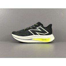 순원 NeW Balance NB Fuel Cell SuperComp Trainer V2 MRCXBK3