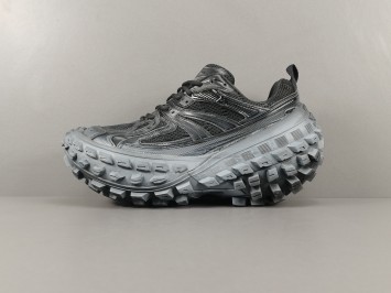 순원 발렌시아가 디펜더 스니커즈 블랙 685613W2RA61000
