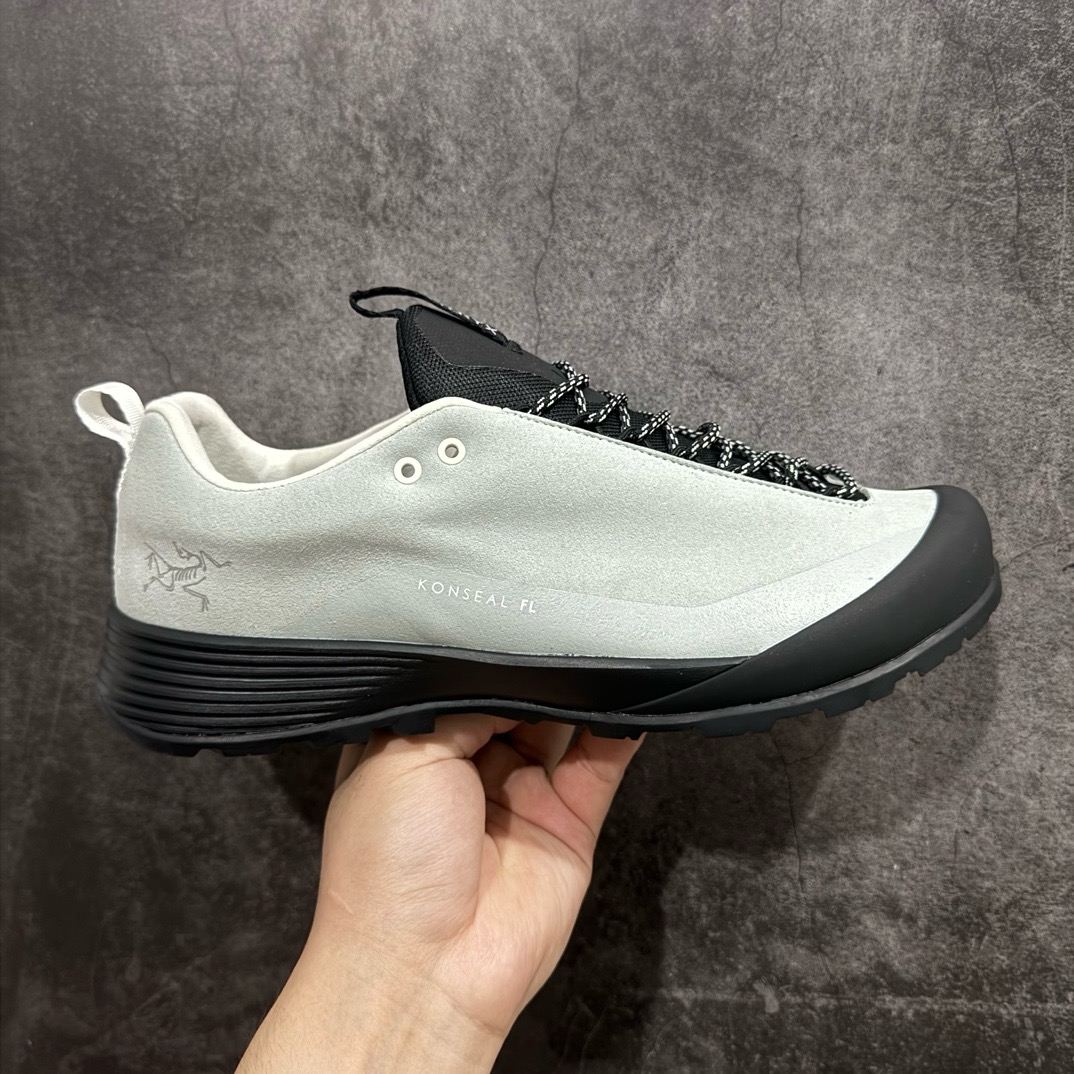 아크테릭스 ARC\'TERYX 스니커즈 JT340360