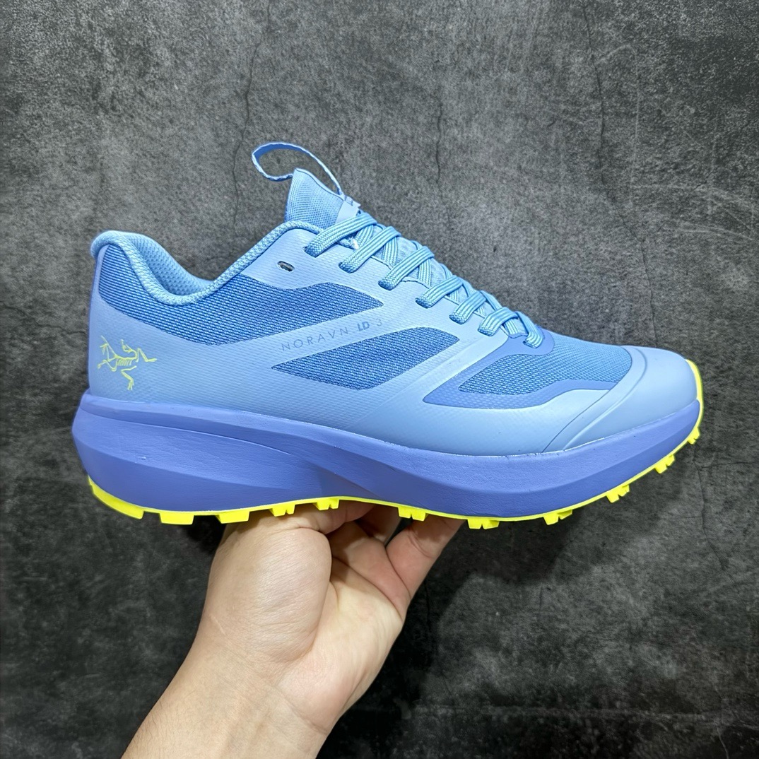 아크테릭스 ARC\'TERYX 스니커즈 KG320350
