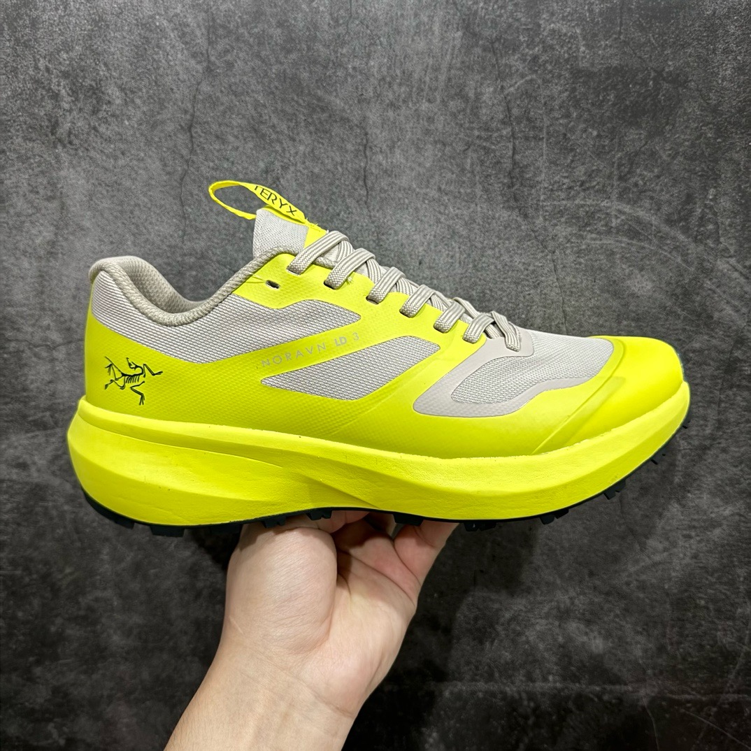 아크테릭스 ARC\'TERYX 스니커즈 KG320350