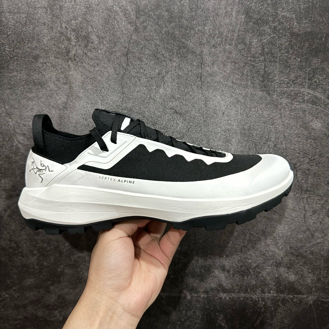 아크테릭스 ARC\'TERYX 스니커즈 SLM400430