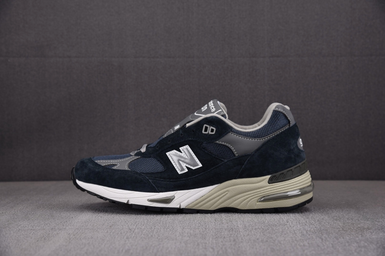 R 뉴발란스 991 메이드 인 UK 네이비 M991NV