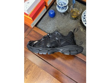 VG 발렌시아가 3XL 스니커즈 825601W3XCH1000