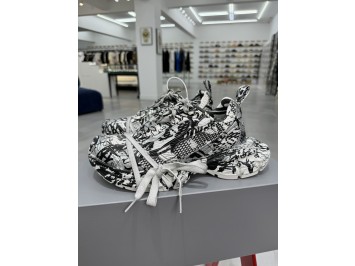 VG 발렌시아가 3XL 익스트림 그래피티 스니커즈 화이트 블랙 734734W2RG39010