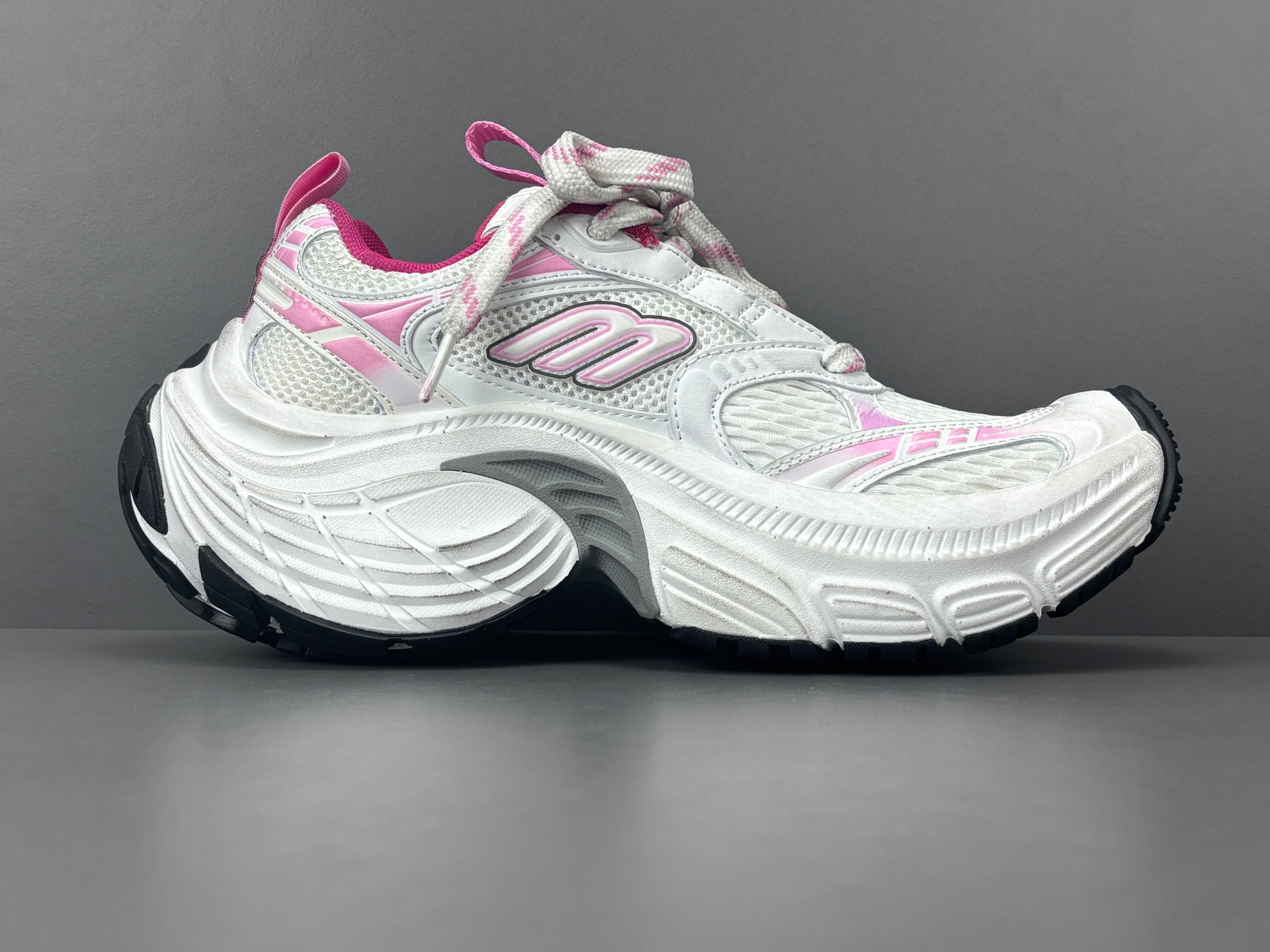 XA 발렌시아가 6XL 스니커즈 화이트 라이트 핑크 그레이 블랙 815853W2MV29511