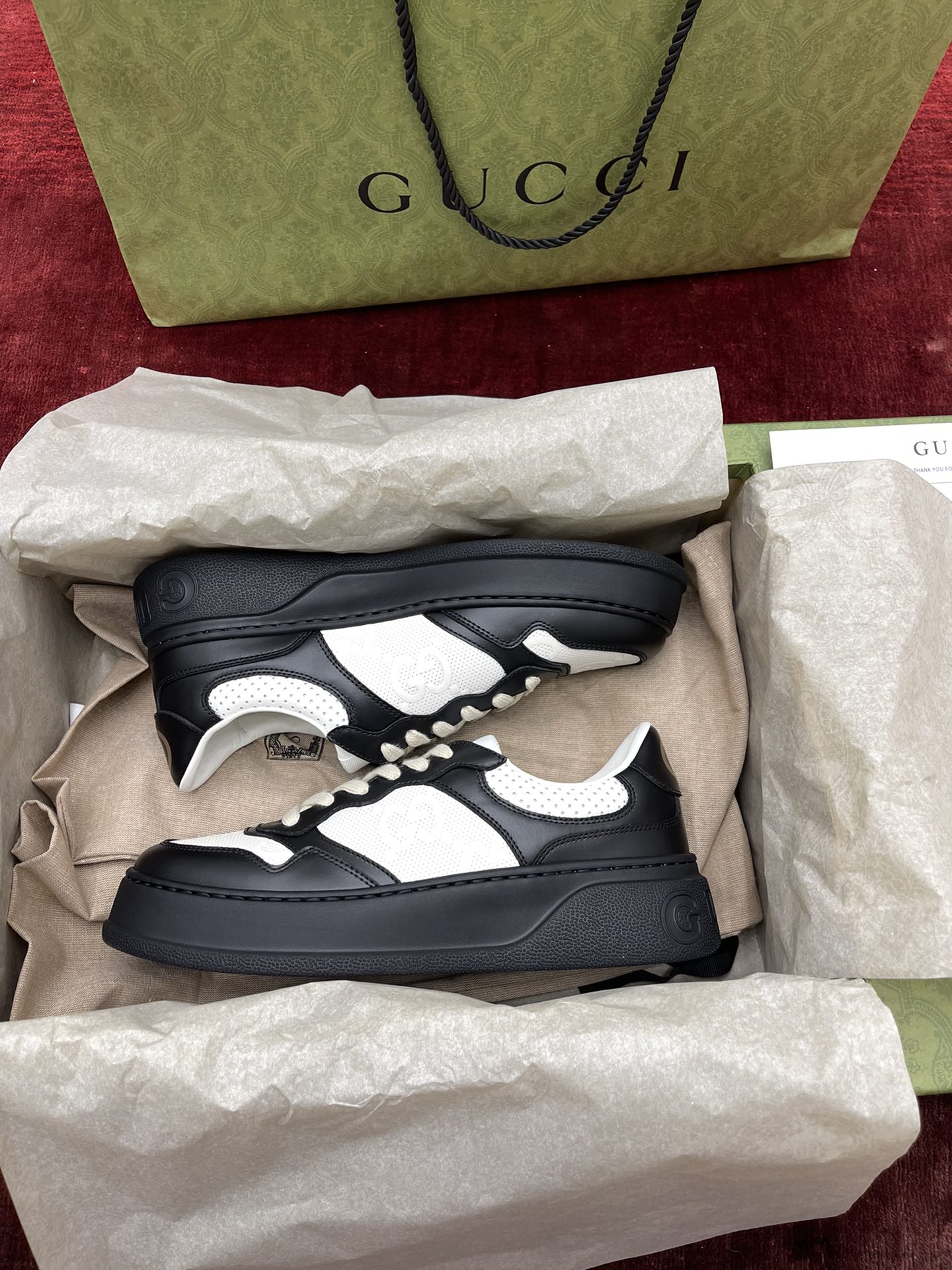 구찌 Gucci Screener