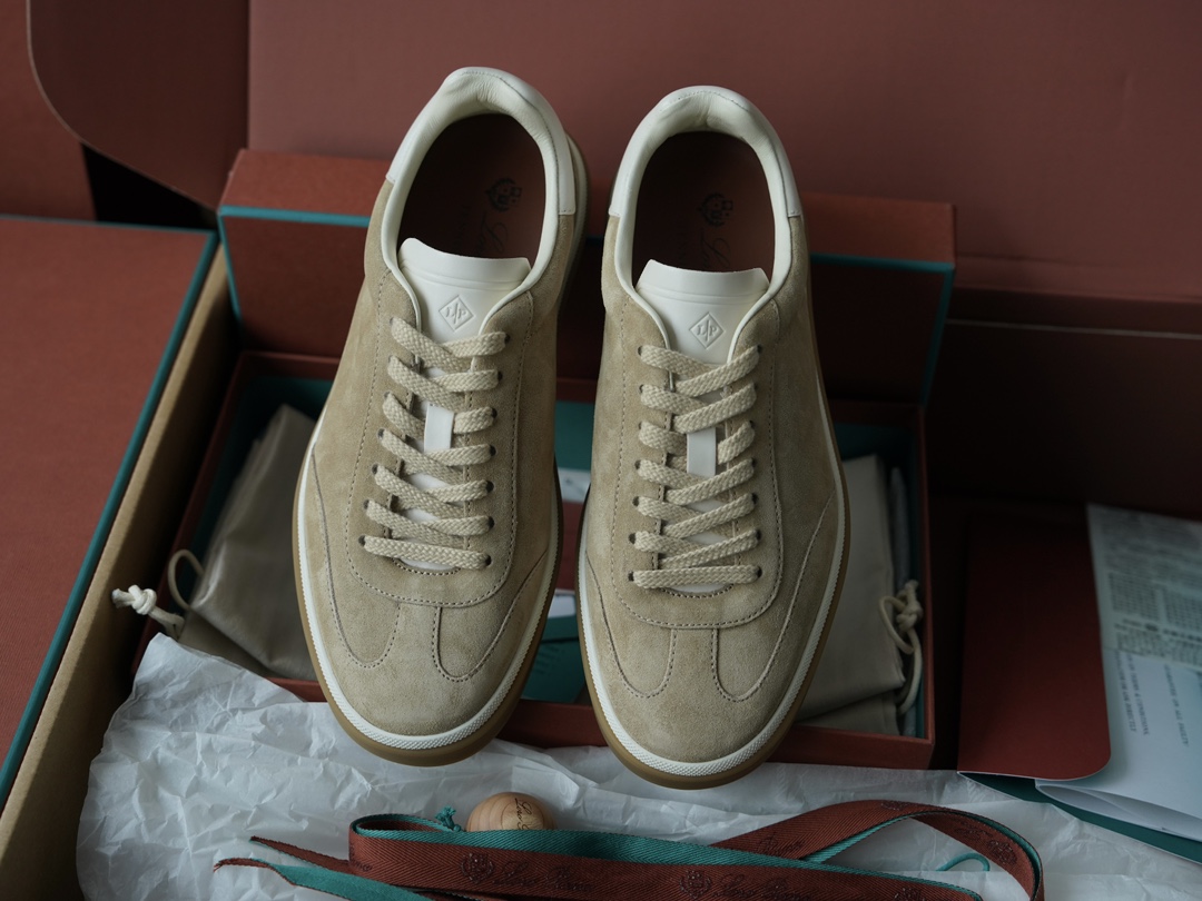 로로피아나 Loro Piana Tennis Walk