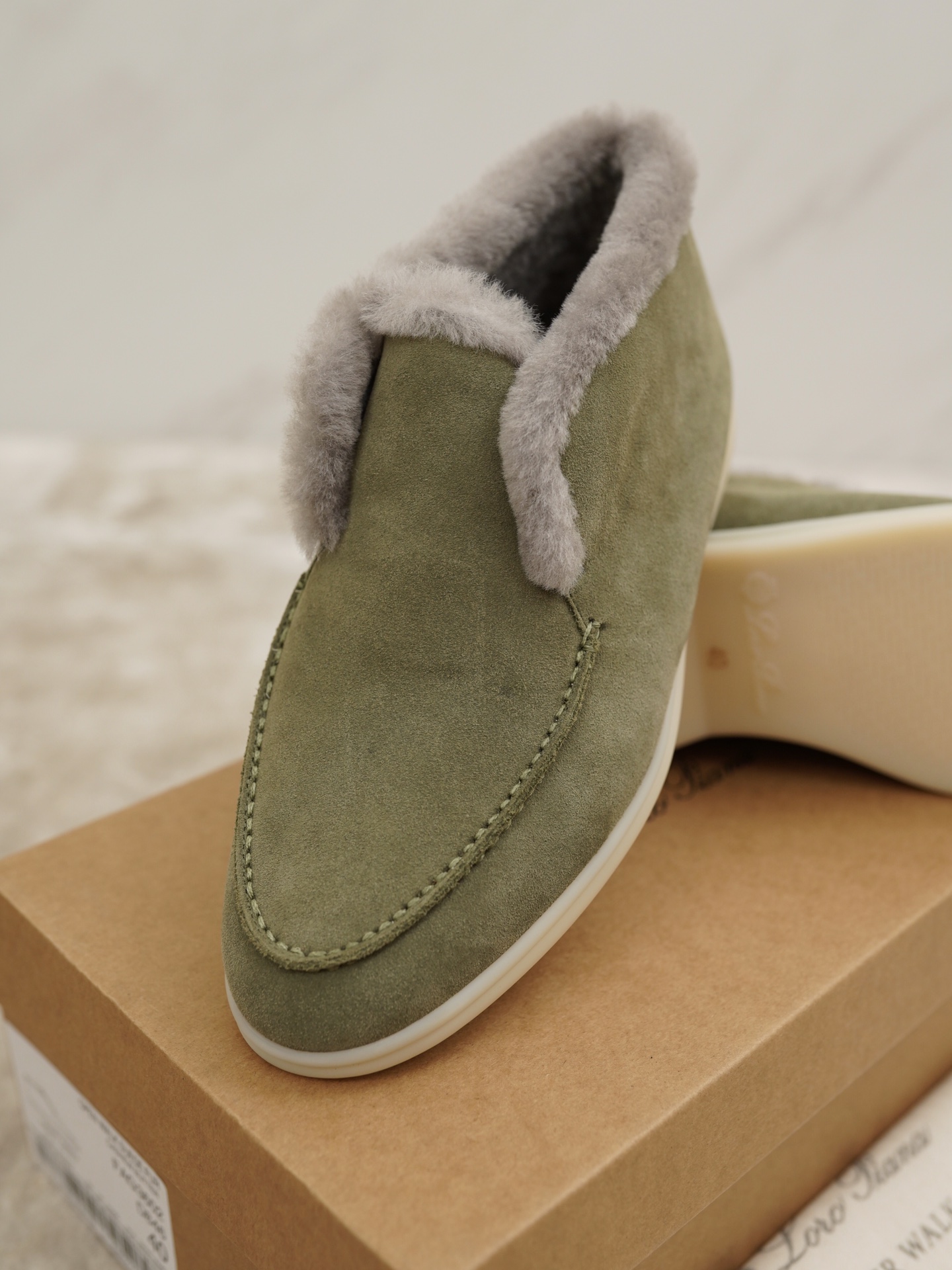 로로피아나 Loro Piana Open Walk