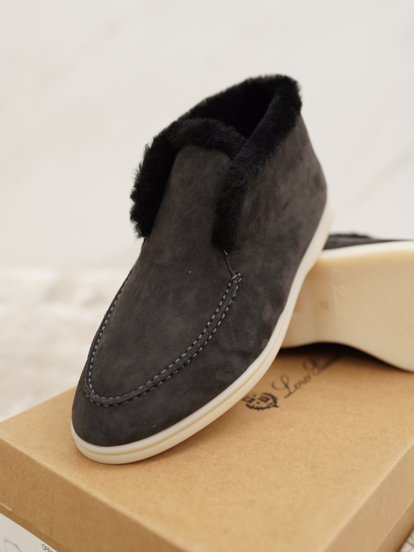 로로피아나 Loro Piana Open Walk