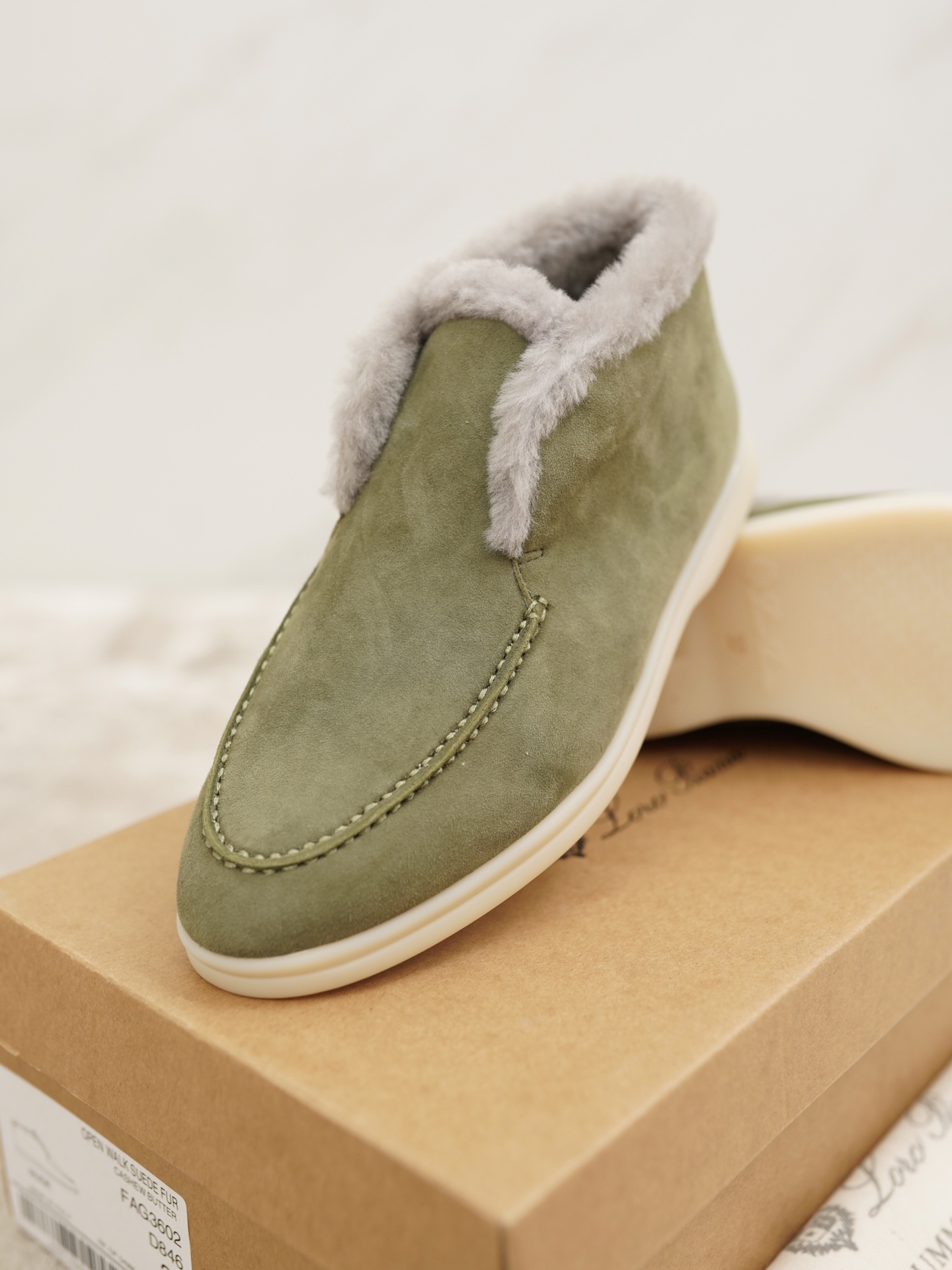 로로피아나 Loro Piana Open Walk