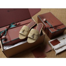 로로피아나 Loro Piana Summer Charms Walk
