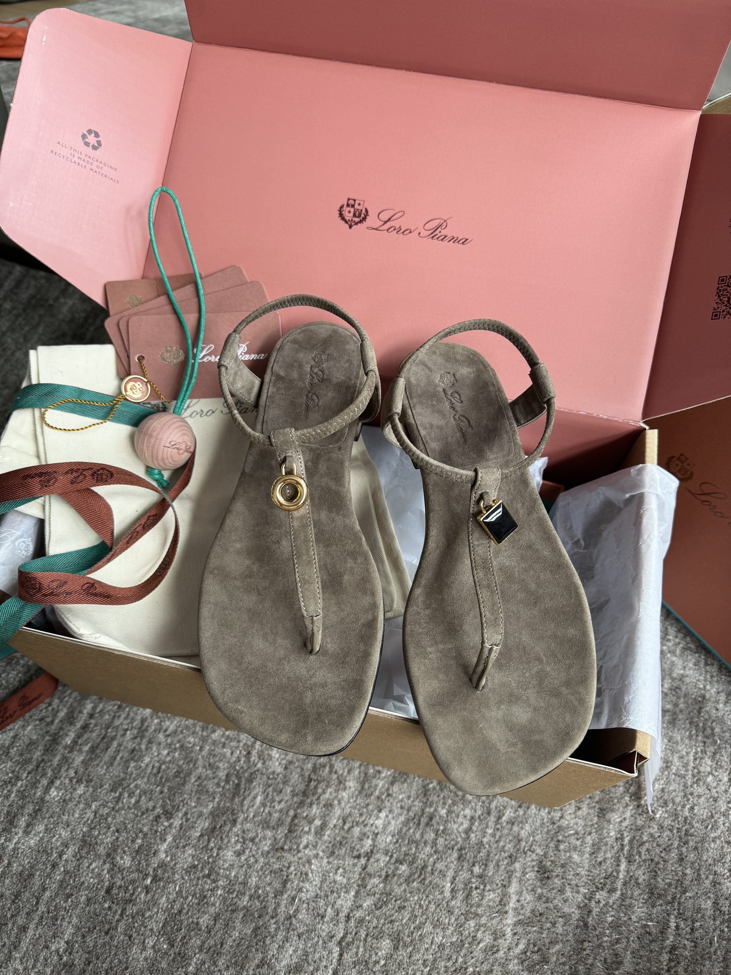 로로피아나 Loro Piana Mindil