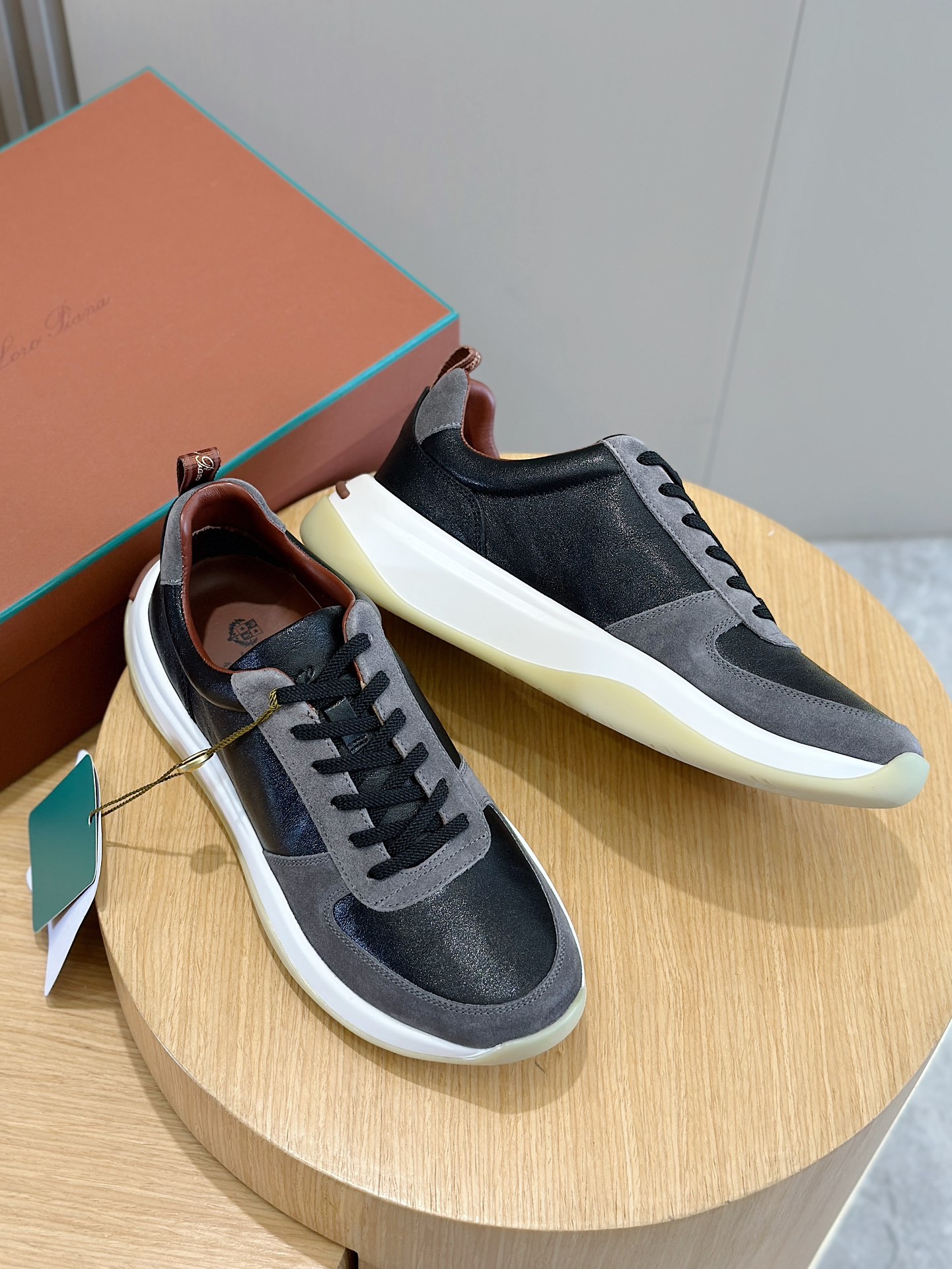 로로피아나 Loro Piana 스니커즈