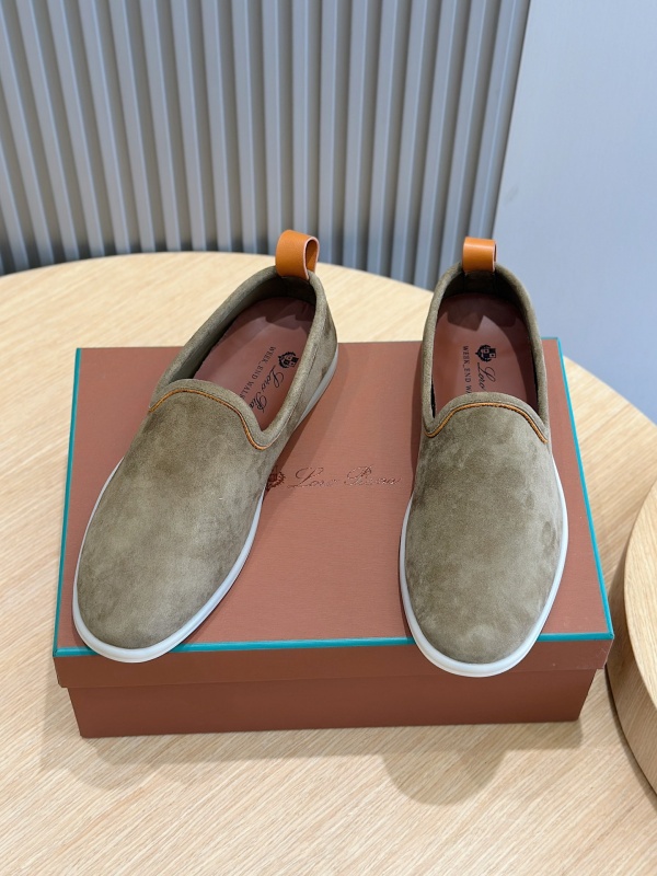 로로피아나 Loro Piana Venice Walk