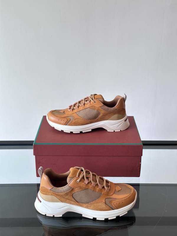 로로피아나 Loro Piana Cairn Walk