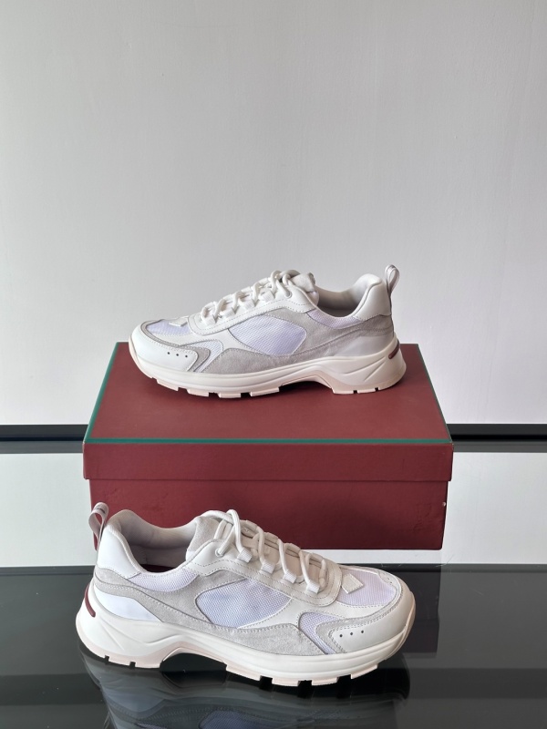 로로피아나 Loro Piana Cairn Walk