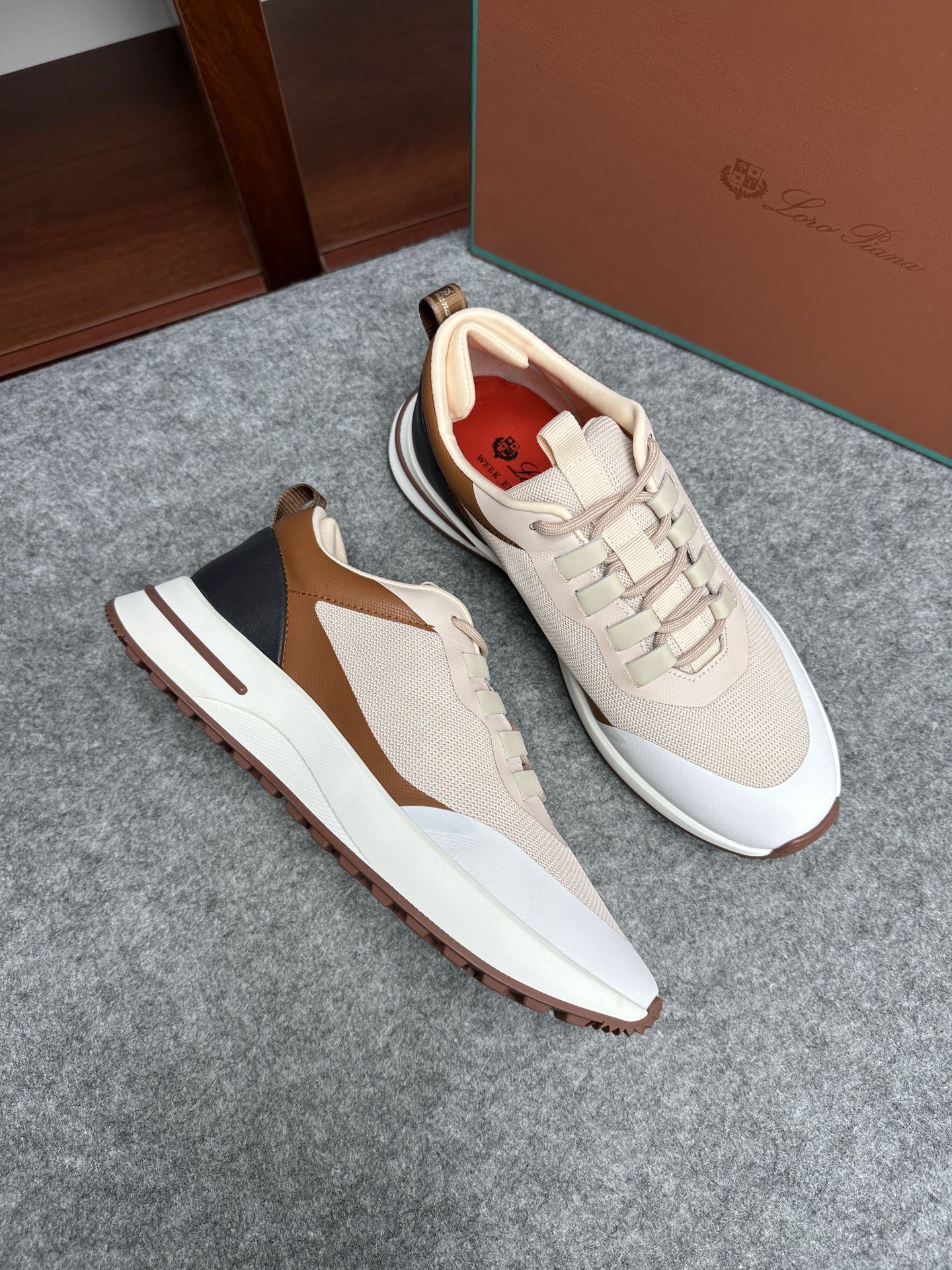로로피아나 Loro Piana Week End Walk