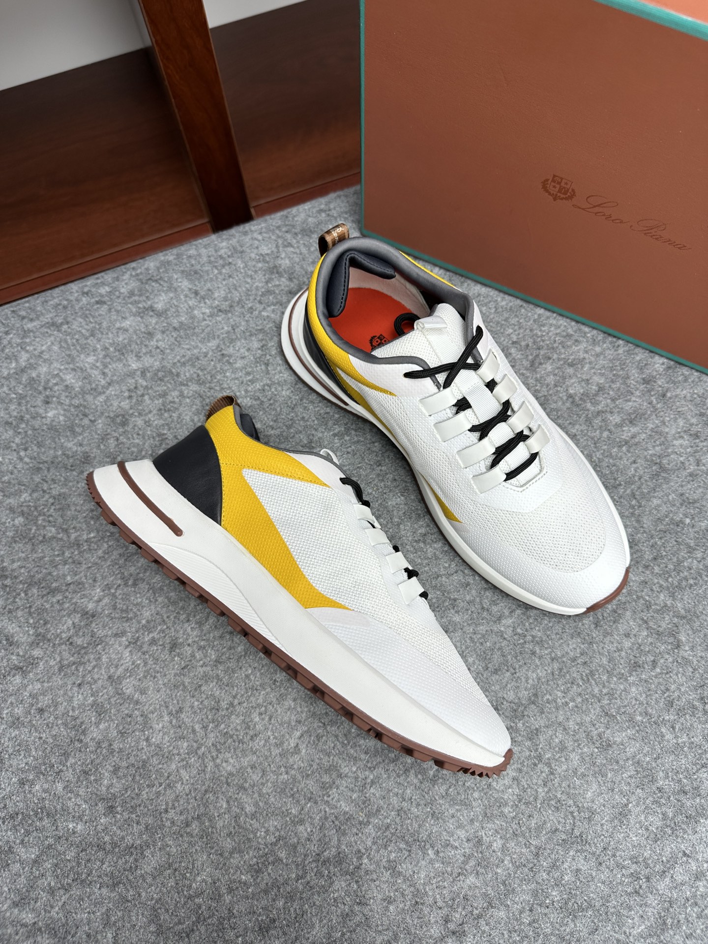 로로피아나 Loro Piana Week End Walk