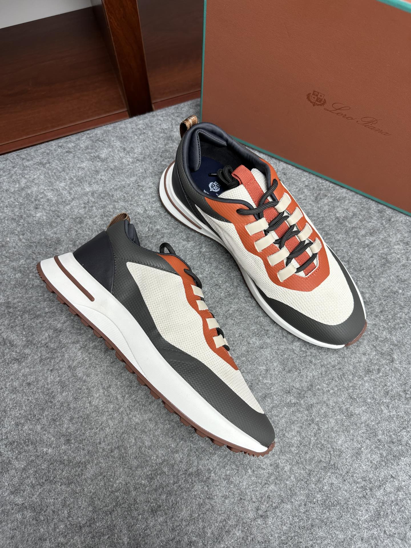 로로피아나 Loro Piana Week End Walk