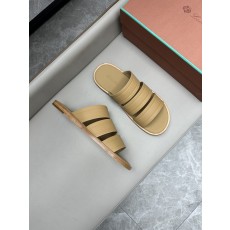 로로피아나 Loro Piana Naha