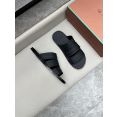 로로피아나 Loro Piana Naha