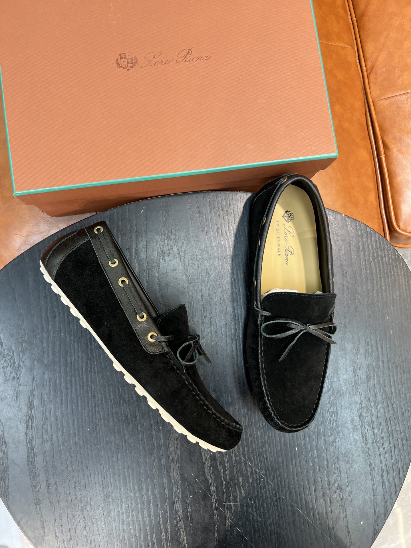 로로피아나 Loro Piana Dot Sole Walk